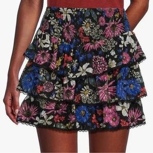 NWT Spring & Mercer Floral Tiered Ruffle Mini Skirt Large